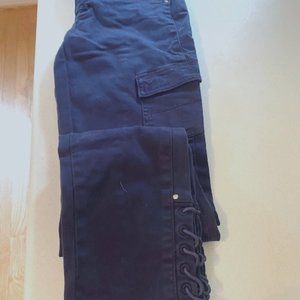 Size 2 WHBM navy skinny leg pants